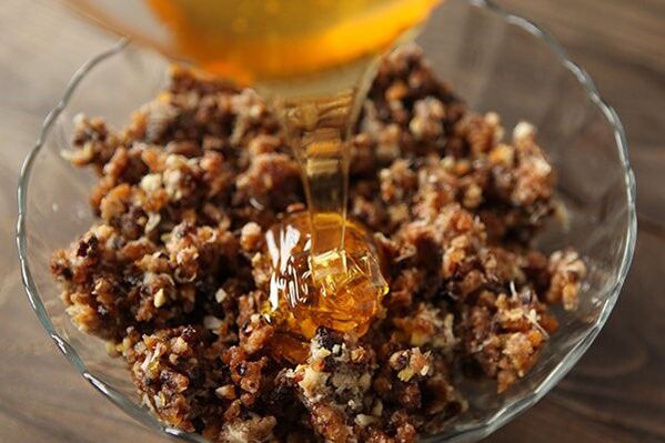 Walnuts with Honey - A Folk Remedy for a Quick Potency Increase at Home
