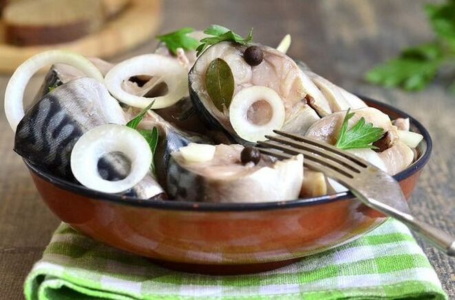 Flounder with onions for extra power